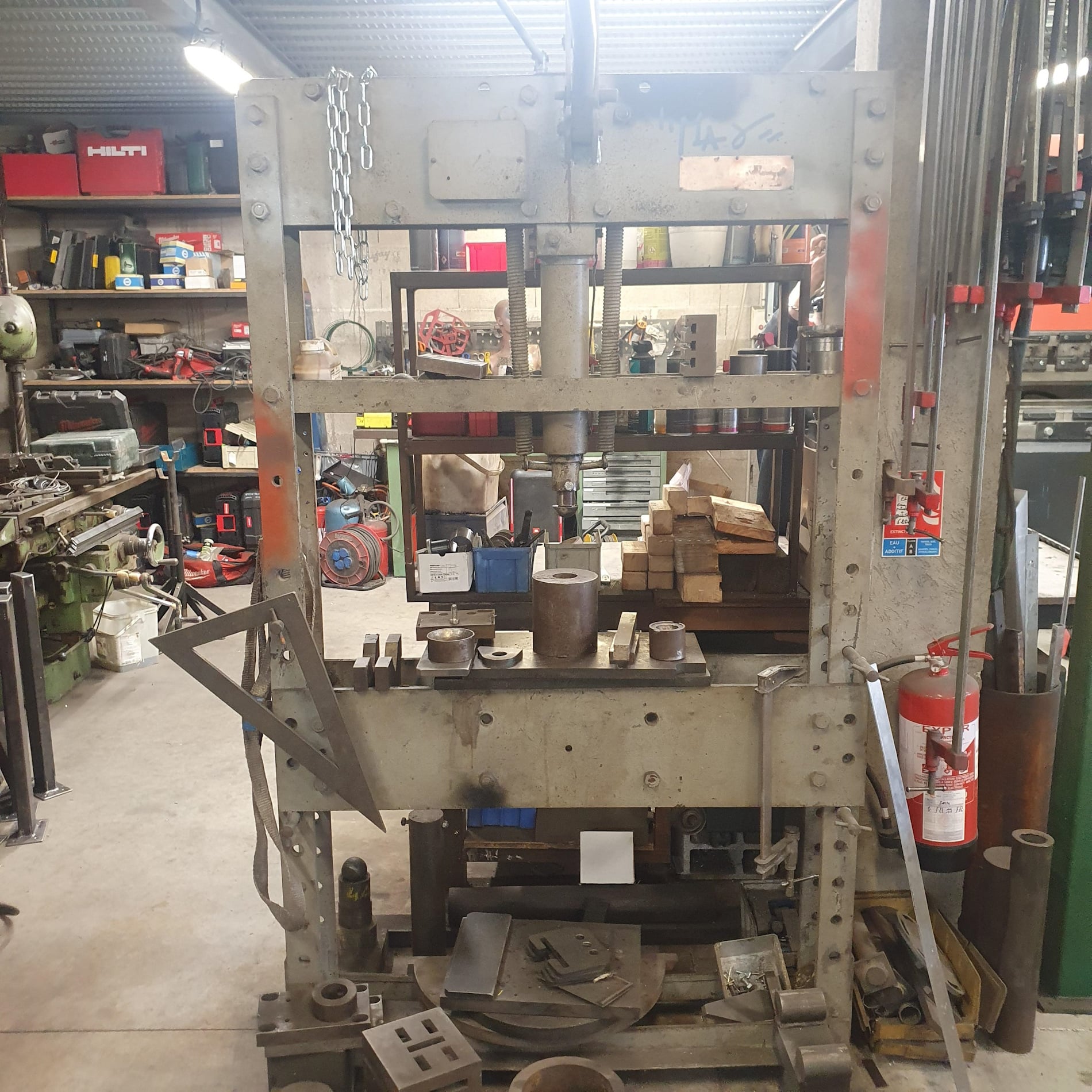 Projet mobilier urbain design - réalisation 9